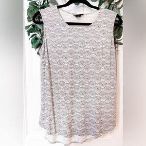 🔹 4/$25-‎ Nue Options Black & White Print Sleeveless Top